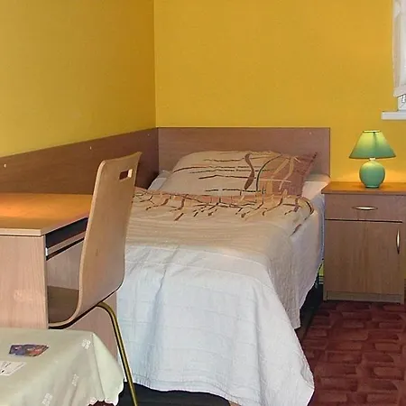 Pod Brzozami بوزنان