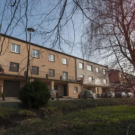 Pod Brzozami 3* Познань