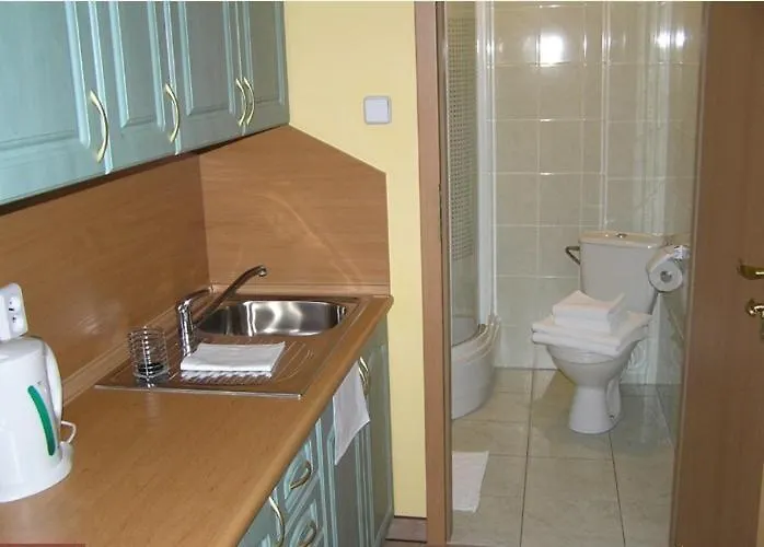 Bed & Breakfast Pod Brzozami Poznań